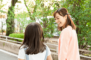 お子様の体質に関するお悩み急増中!~子どものワキガの治療について~